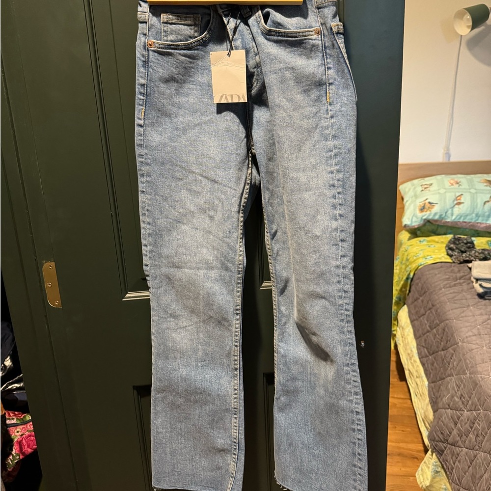 Straight leg brand new Zara jeans